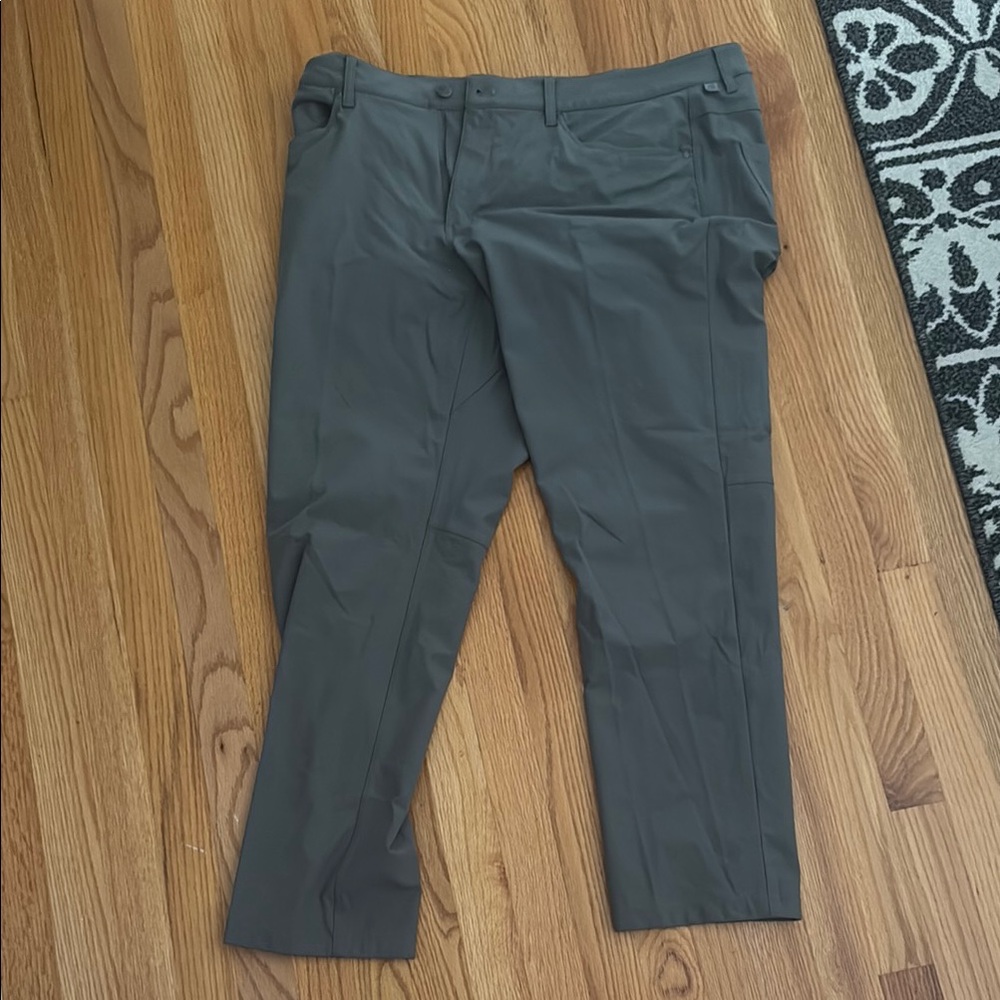 Lululemon Men's Gray Pants
